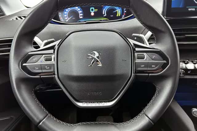 Peugeot 3008 (2022) thumbnail 13