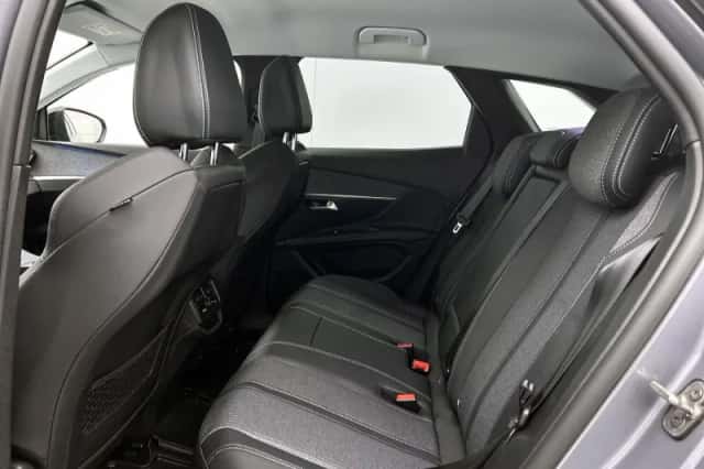 Peugeot 3008 (2022) thumbnail 24