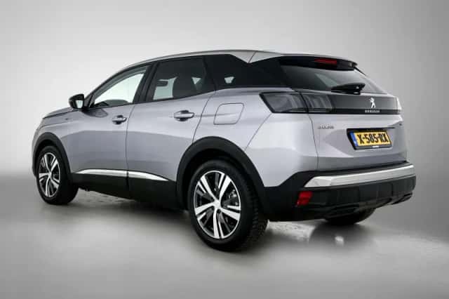 Peugeot 3008 (2022) thumbnail 6