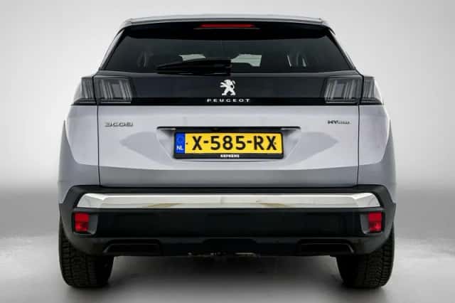 Peugeot 3008 (2022) thumbnail 7