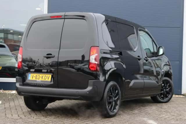 Peugeot Partner (2024) thumbnail 2