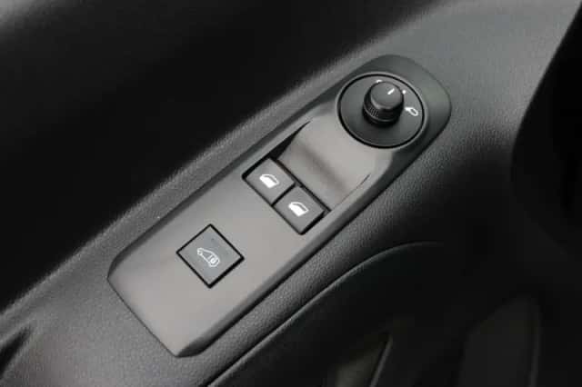 Peugeot Partner (2024) thumbnail 18