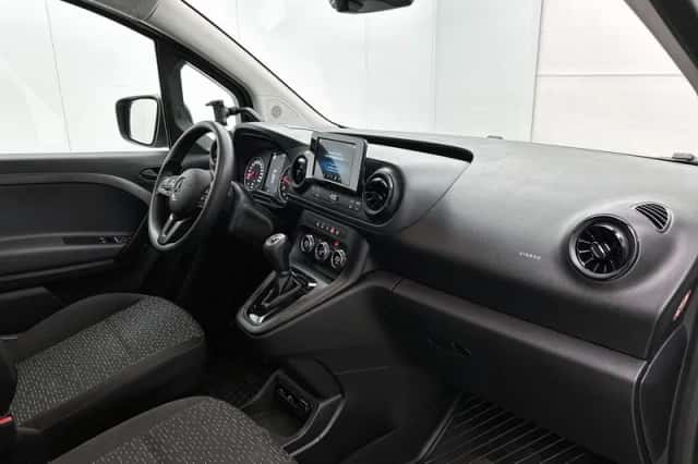 Mercedes-Benz Citan (2024) thumbnail 11