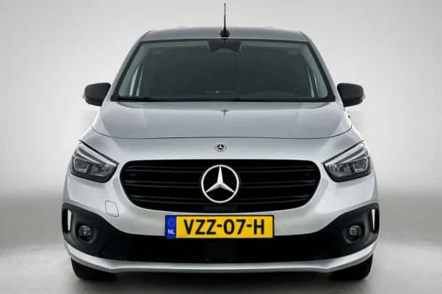 Mercedes-Benz Citan (2024) thumbnail 3