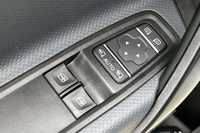 Mercedes-Benz Citan (2024) thumbnail 29