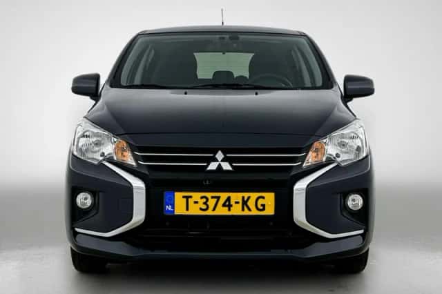 Mitsubishi Space Star (2023) thumbnail 3
