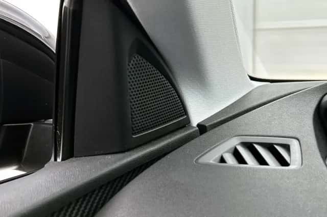 Peugeot 3008 (2018) thumbnail 33