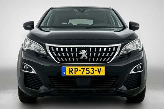 Peugeot 3008 (2018) thumbnail 9