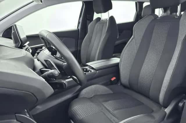 Peugeot 5008 (2022) thumbnail 13