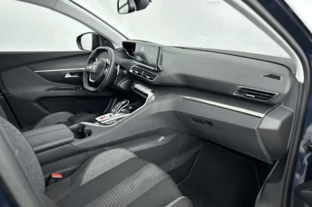 Peugeot 5008 (2022) thumbnail 14