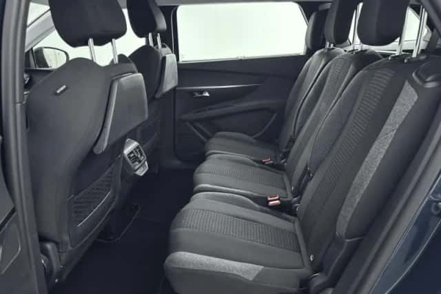Peugeot 5008 (2022) thumbnail 15