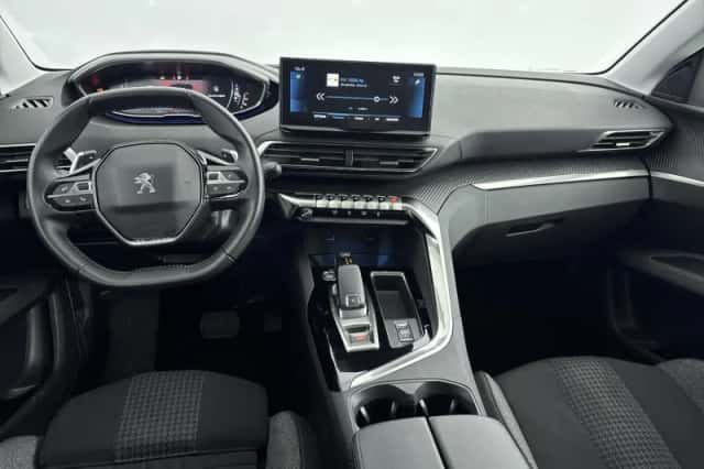 Peugeot 5008 (2022) thumbnail 6