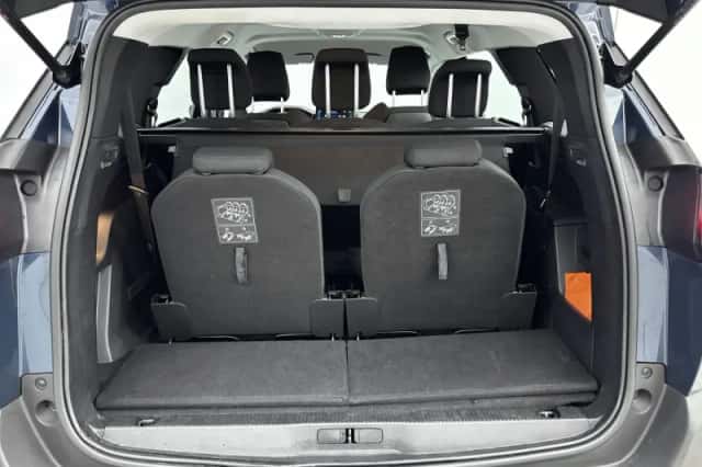Peugeot 5008 (2022) thumbnail 7