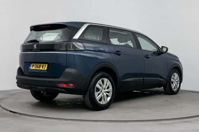 Peugeot 5008 (2022) thumbnail 9