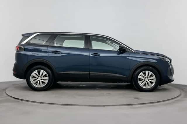 Peugeot 5008 (2022) thumbnail 10