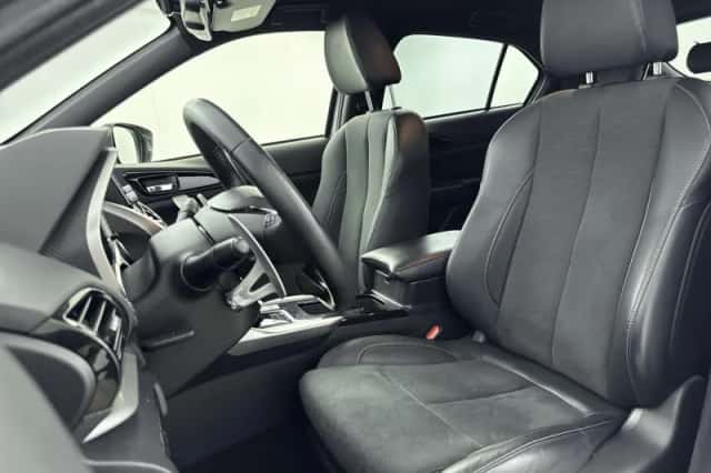 Mitsubishi Eclipse Cross (2022) thumbnail 4