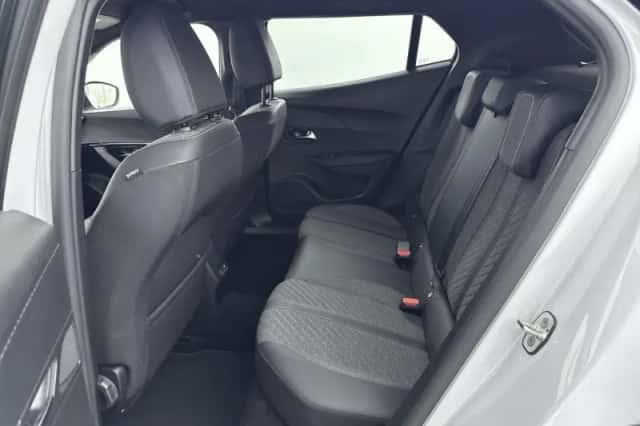 Peugeot 2008 (2025) thumbnail 15
