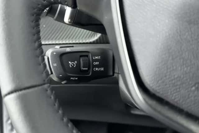 Peugeot 2008 (2025) thumbnail 20