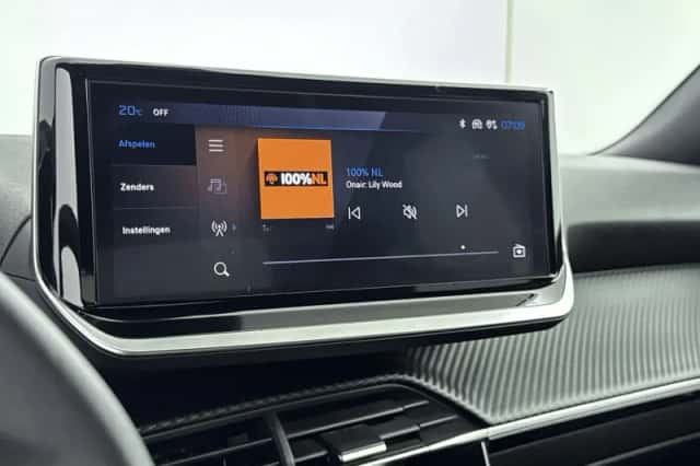 Peugeot 2008 (2025) thumbnail 21