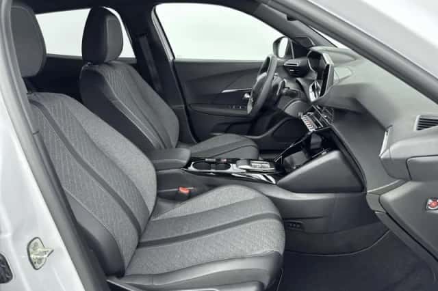 Peugeot 2008 (2025) thumbnail 33