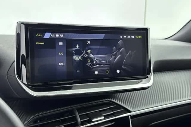 Peugeot 2008 (2025) thumbnail 23