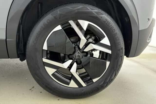 Peugeot 2008 (2025) thumbnail 32