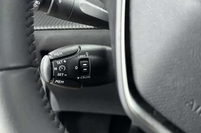 Peugeot 2008 (2025) thumbnail 23