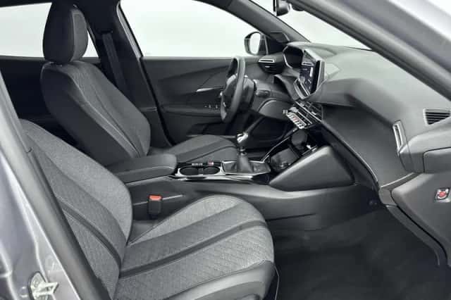 Peugeot 2008 (2025) thumbnail 31