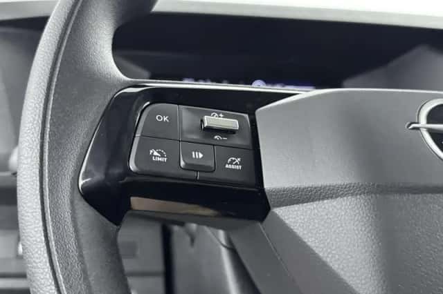 Opel Vivaro-e (2025) thumbnail 18
