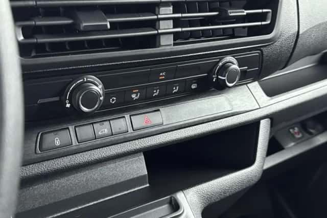 Opel Vivaro-e (2025) thumbnail 19