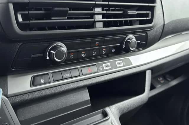 Peugeot Expert (2024) thumbnail 21