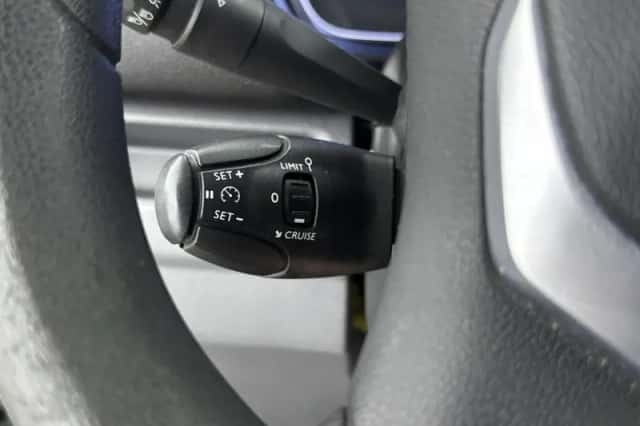 Peugeot E-Expert (2021) thumbnail 20