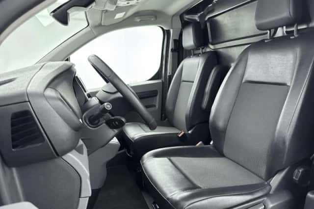 Peugeot E-Expert (2021) thumbnail 6