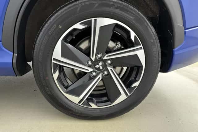 Mitsubishi Eclipse Cross (2024) thumbnail 32