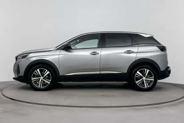 Peugeot 3008 (2023) thumbnail 2