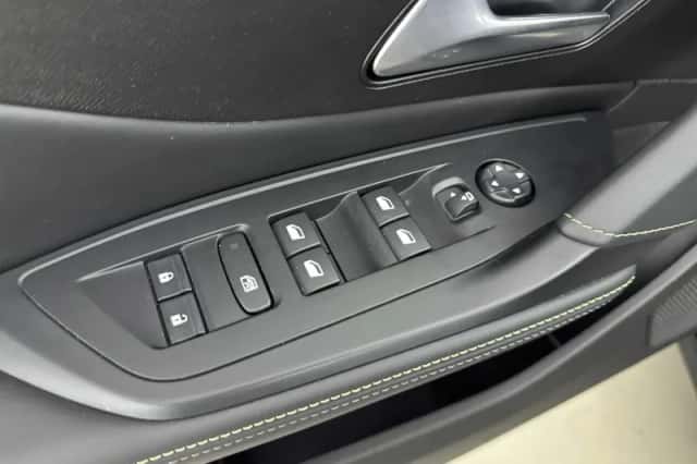Peugeot 408 (2025) thumbnail 17