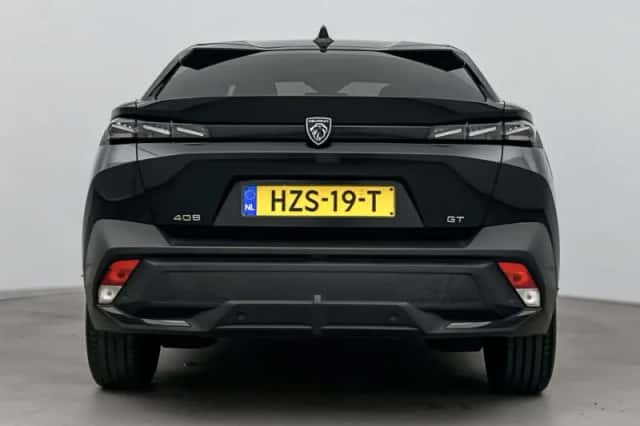 Peugeot 408 (2025) thumbnail 3