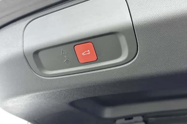 Peugeot 408 (2025) thumbnail 27