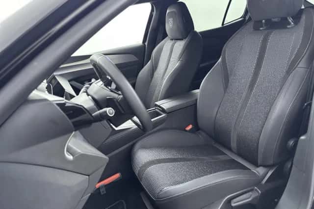 Peugeot 408 (2025) thumbnail 8