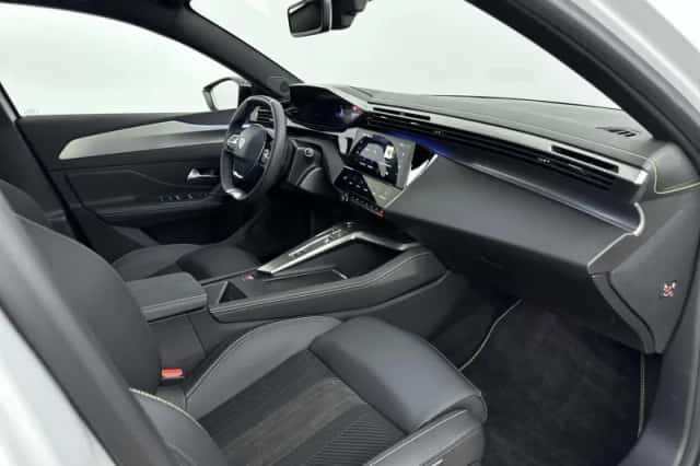 Peugeot 408 (2025) thumbnail 17