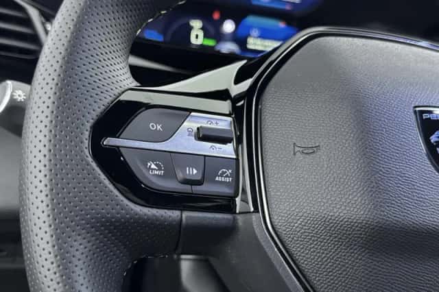 Peugeot 408 (2025) thumbnail 23