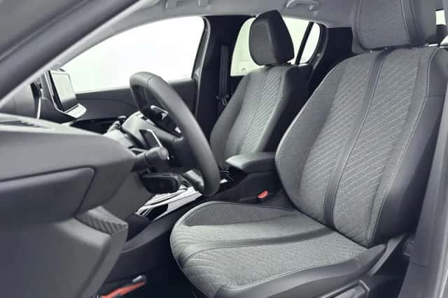 Peugeot 208 (2025) thumbnail 6