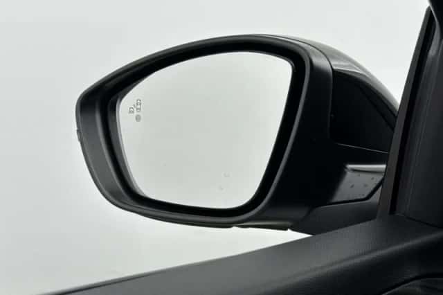 Peugeot e-208 (2022) thumbnail 30