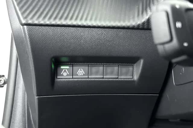 Peugeot e-208 (2022) thumbnail 33