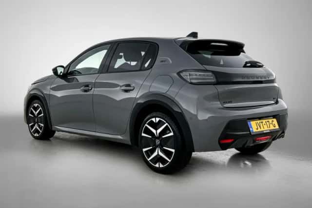 Peugeot 208 (2024) thumbnail 2