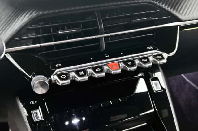 Peugeot 208 (2024) thumbnail 27
