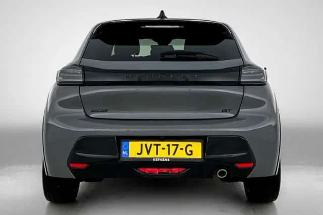 Peugeot 208 (2024) thumbnail 8