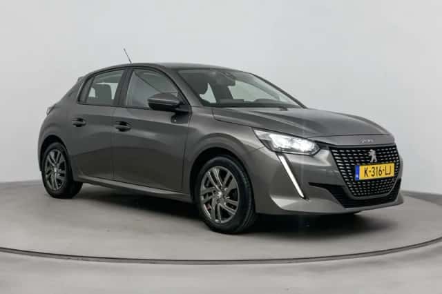 Peugeot 208 (2021) thumbnail 11