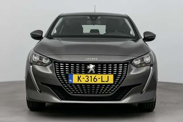 Peugeot 208 (2021) thumbnail 12