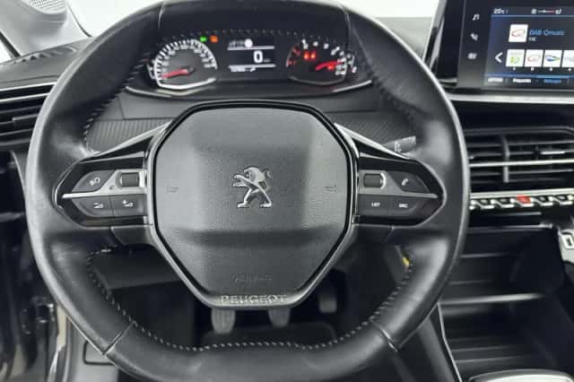 Peugeot 208 (2021) thumbnail 17
